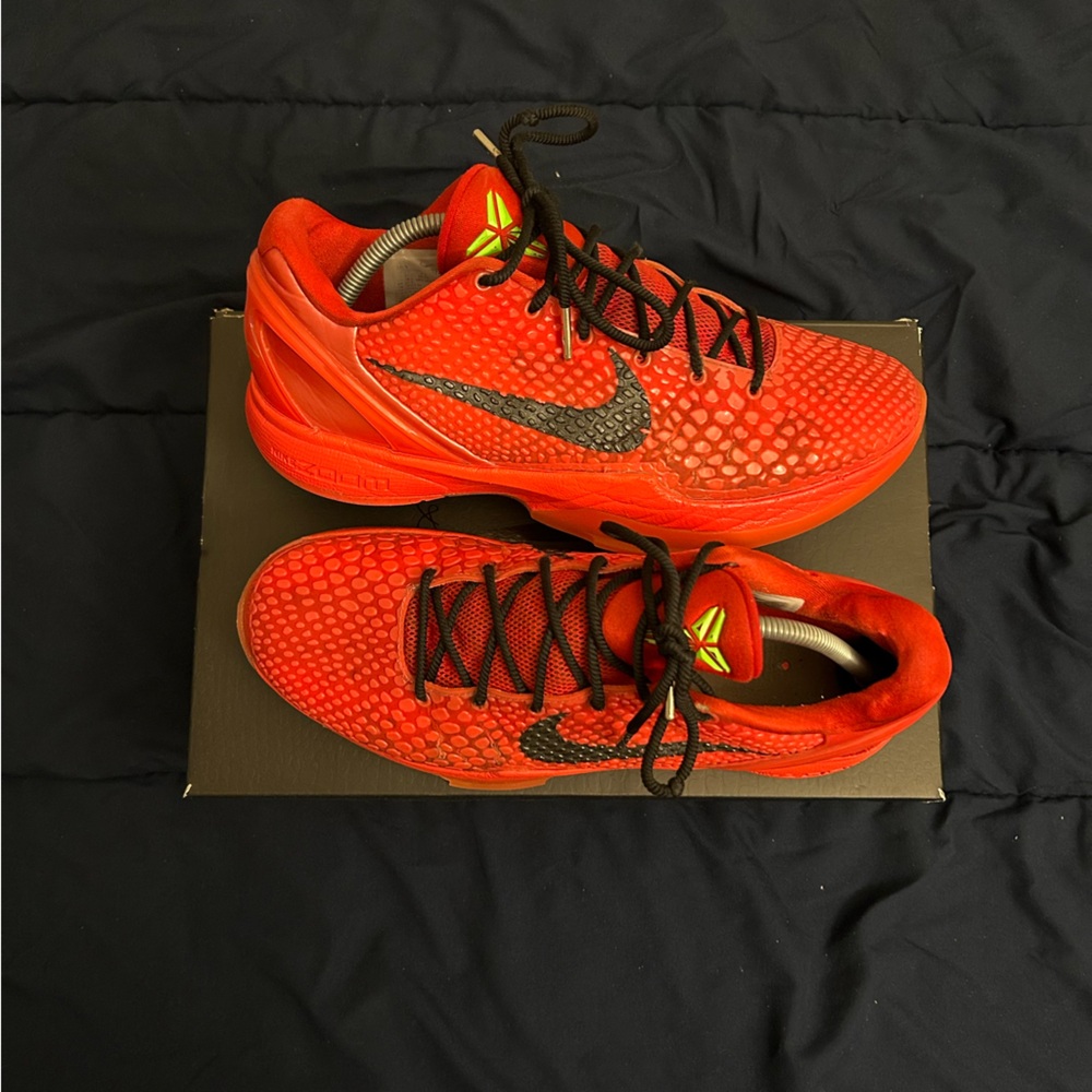 Nike Kobe 6 Protro “Reverse Grinch”